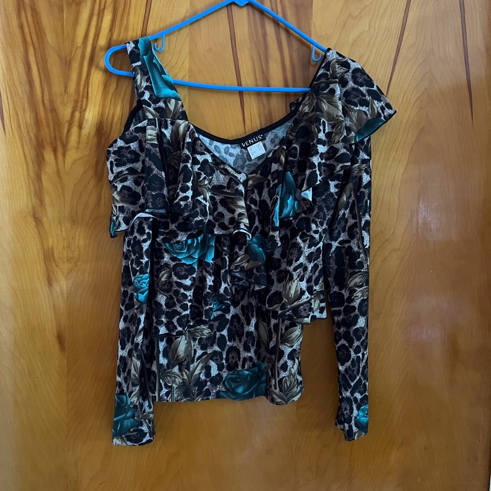 Venus Leopard Print